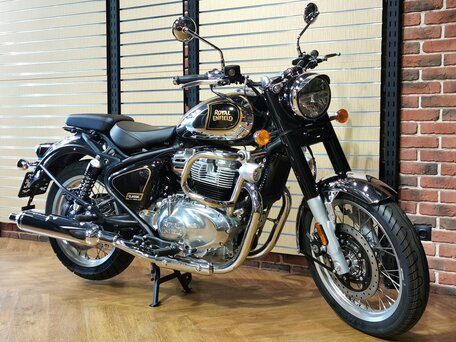 2025 Royal Enfield Classic 650, чёрный, 670000 рублей, вид 1