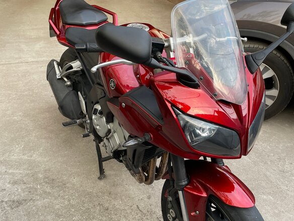 2008 Yamaha FZS1000 Fazer, красный, 550000 рублей - вид 5