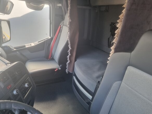 2019 Renault T-Series, белый, 5495000 рублей - вид 14