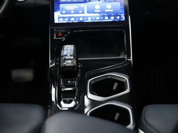 2024 Geely Atlas II, чёрный, 2290000 рублей - вид 16