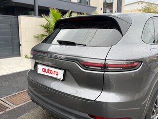 2020 Porsche Cayenne III, серый, 5300000 рублей, вид 4