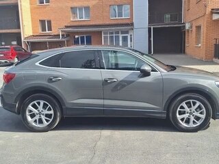 2023 Audi Q3 35 TDI II (F3), серый, 3900000 рублей, вид 4