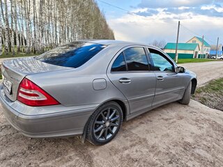 2006 Mercedes-Benz C-Класс 200 II (W203) Рестайлинг, серый, 439000 рублей, вид 4