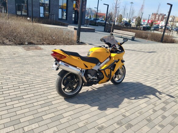 2000 Honda VFR 800, жёлтый, 460000 рублей - вид 16