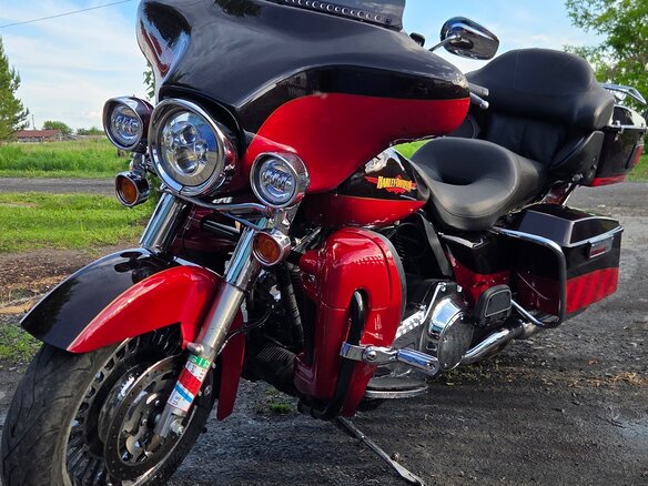 2010 Harley-Davidson Electra Glide, красный, 1070000 рублей - вид 3