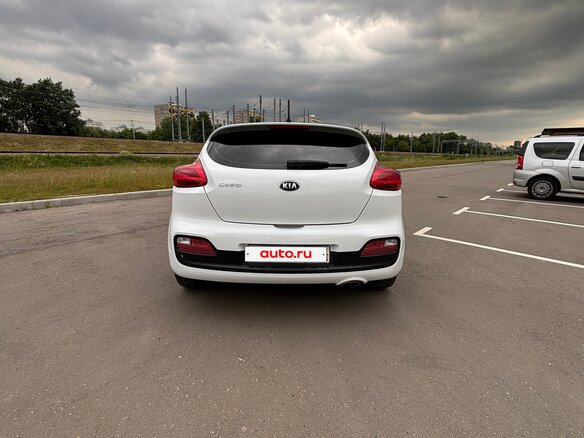 2016 Kia Ceed II Рестайлинг, белый, 1299000 рублей - вид 15