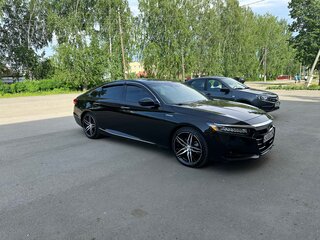 2021 Honda Accord X Рестайлинг, чёрный, 3860000 рублей, вид 4