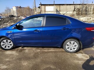 2016 Kia Rio III Рестайлинг, синий, 870000 рублей, вид 3