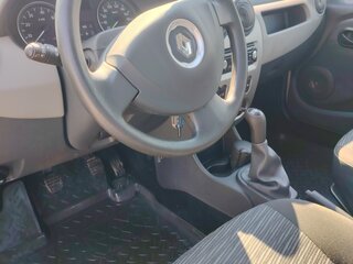 2010 Renault Logan I Рестайлинг, серебристый, 535000 рублей, вид 5
