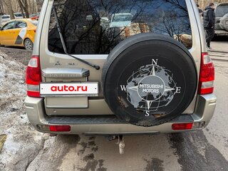 2004 Mitsubishi Pajero III Рестайлинг, бежевый, 750000 рублей, вид 4