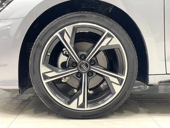 2023 Audi A3 Sportback 35 TFSI IV (8Y), серый, 2267443 рублей - вид 15