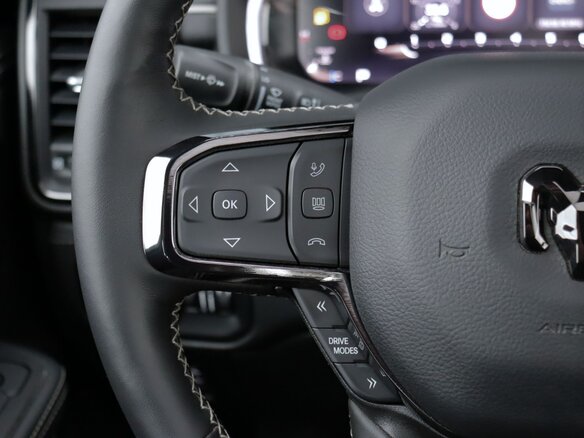 2026 Ram 1500 Crew Cab V Рестайлинг, чёрный, 11690000 рублей - вид 23