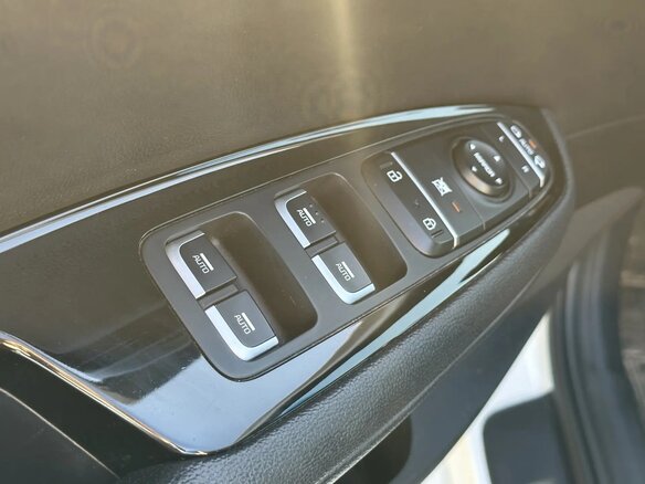 2017 Kia Optima IV, белый - вид 16