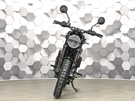 2023 Husqvarna Svartpilen 401, чёрный, 595000 рублей, вид 5