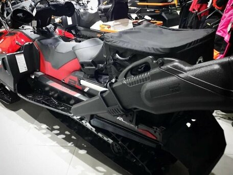 2022 BRP Ski-Doo Skandic 900, красный, 2189100 рублей, вид 2