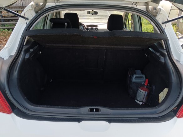 2011 Peugeot 308 I Рестайлинг, белый - вид 9