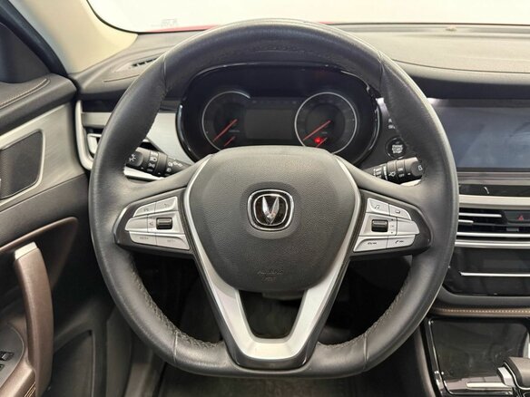 2020 Changan CS35 Plus I, красный, 1440000 рублей - вид 10