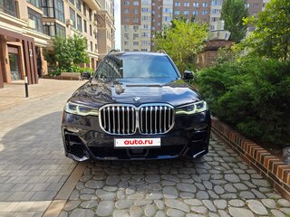 2021 BMW X7 40d I (G07), чёрный, 10300000 рублей, вид 3