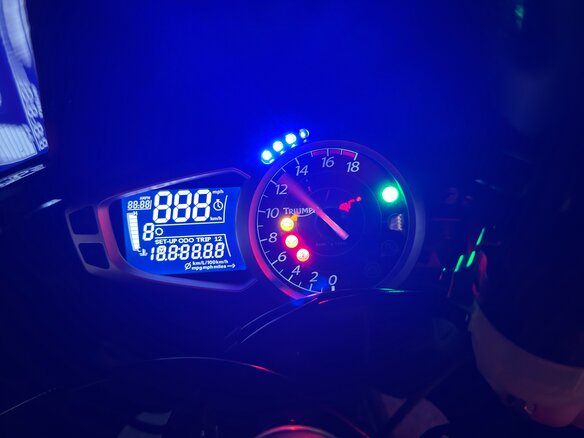 2010 Triumph Daytona 675, чёрный, 560000 рублей - вид 16
