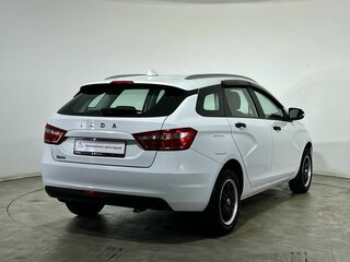 2020 Lada (ВАЗ) Vesta SW I, белый, 1040000 рублей, вид 4