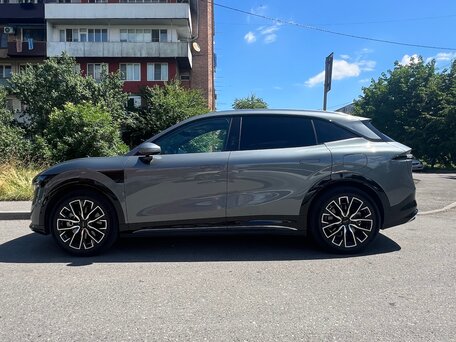 2024 Zeekr 7X 100 kWh I, серый, 2900000 рублей, вид 5