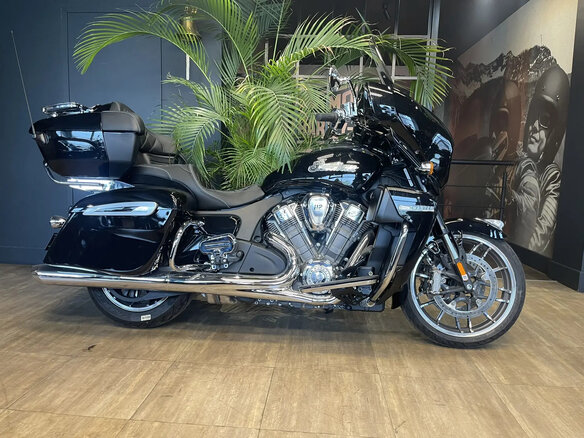 2026 Indian Roadmaster, чёрный