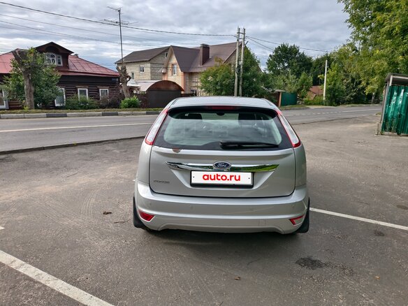2009 Ford Focus II Рестайлинг, серый - вид 3