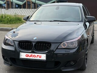 2009 BMW 5 серии 525i V (E60/E61) Рестайлинг, чёрный, 1250000 рублей, вид 2