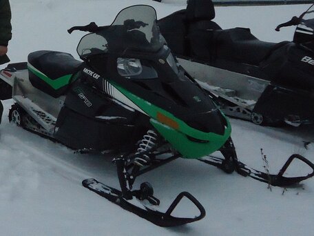 2011 Arctic Cat F-Series, зелёный, 800000 рублей, вид 1