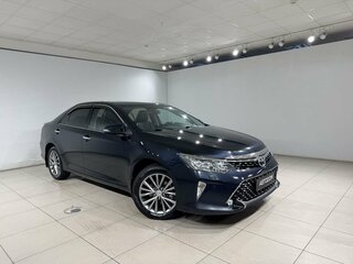 2018 Toyota Camry VII (XV50) Рестайлинг 2, серый, 2120000 рублей, вид 3