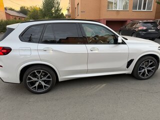 2024 BMW X5 40i IV (G05/G18) Рестайлинг, белый, 12500000 рублей, вид 2