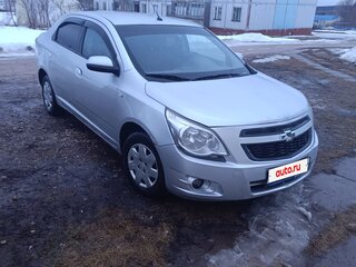 2014 Chevrolet Cobalt II, серебристый, 310000 рублей, вид 2