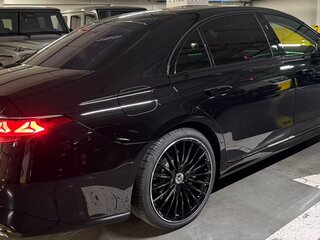 2026 Mercedes-Benz S-Класс 580 Long 4MATIC VII (W223) Рестайлинг, чёрный, 31930000 рублей, вид 4