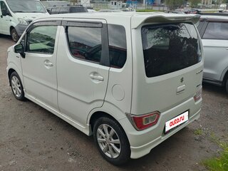 2017 Suzuki Wagon R VI, белый, 885000 рублей, вид 4
