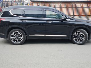 2019 Hyundai Santa Fe IV, чёрный, 2690000 рублей, вид 2