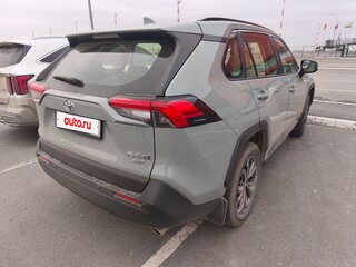 2022 Toyota RAV4 V (XA50), зелёный, 4000000 рублей, вид 3
