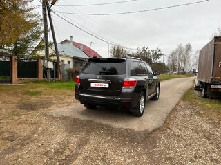 2013 Toyota Highlander II (XU40) Рестайлинг, серый, 1900000 рублей, вид 4