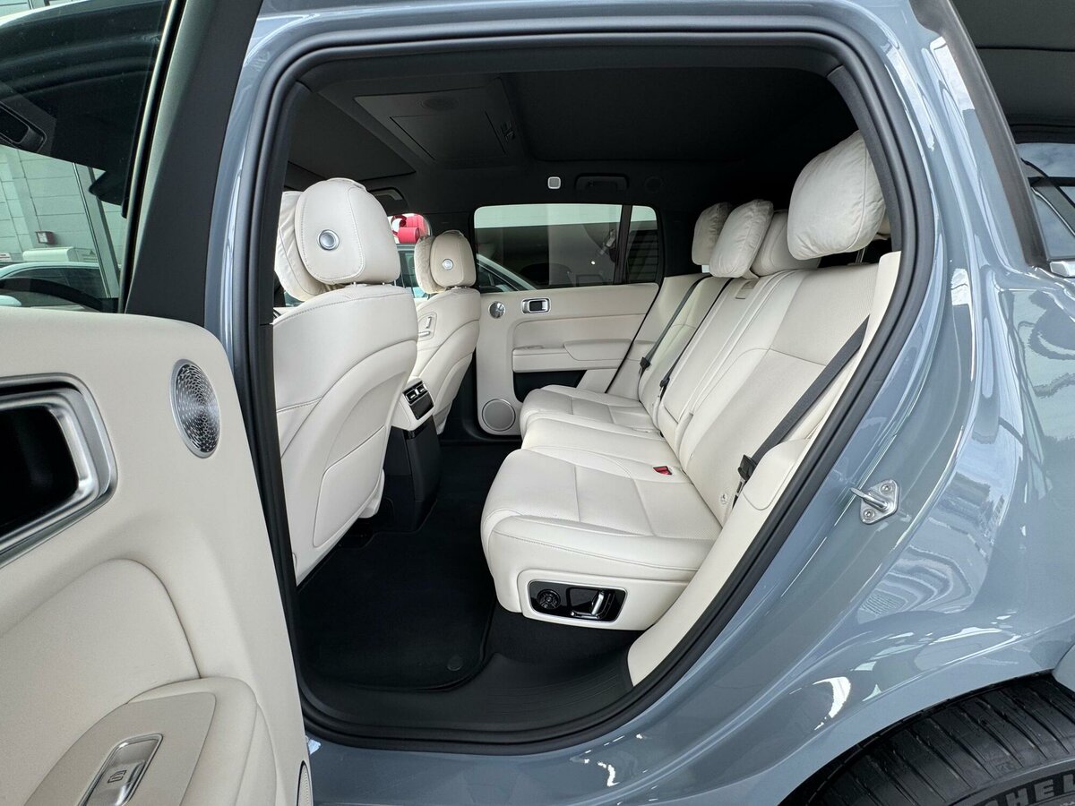Открыть фотографии: Li Auto (Lixiang) L7 I Рестайлинг