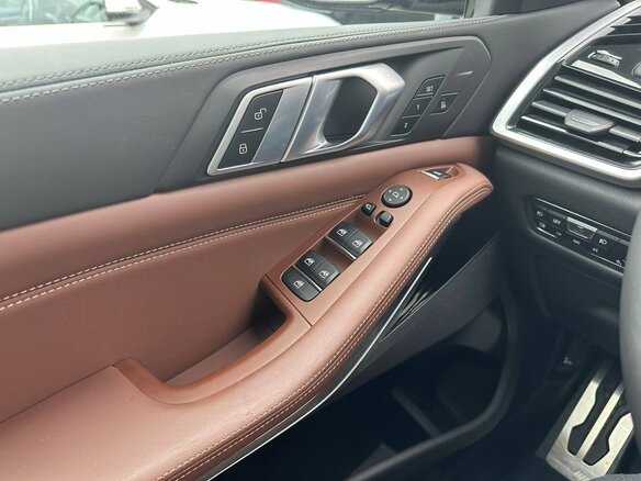 2019 BMW X5 30d IV (G05/G18), синий, 6880000 рублей - вид 13