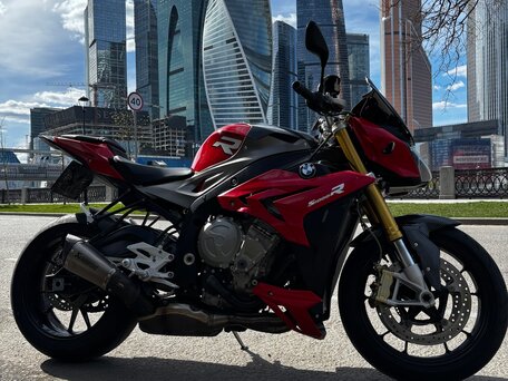 2014 BMW S 1000 R, красный, 820000 рублей, вид 4
