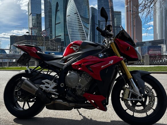 2014 BMW S 1000 R, красный, 820000 рублей - вид 3