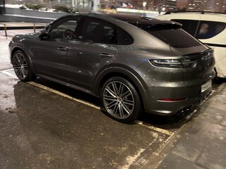 2022 Porsche Cayenne GTS Coupé III, серый, 11000000 рублей, вид 4