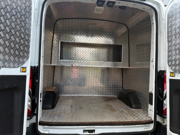 2017 Ford Transit, белый, 2549000 рублей - вид 18