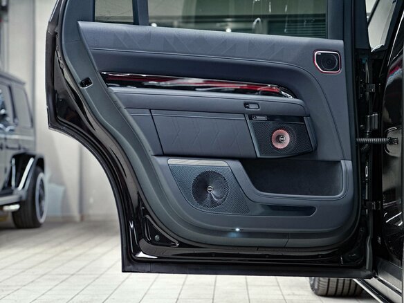 2025 Zeekr 9X 70 kWh, чёрный, 12400000 рублей - вид 34