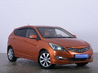 2015 Hyundai Solaris I Рестайлинг, оранжевый, 949000 рублей, вид 1
