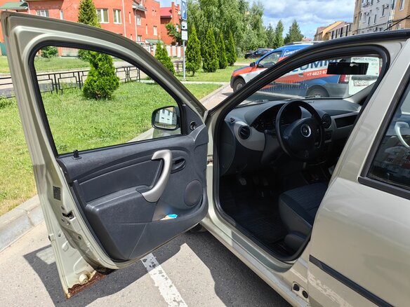 2012 Renault Logan I Рестайлинг, бежевый, 415000 рублей - вид 15