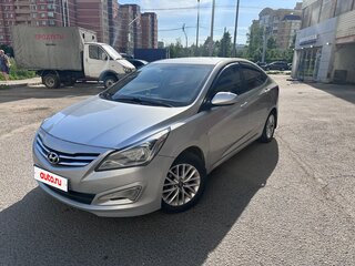 2015 Hyundai Solaris I Рестайлинг, белый, 690000 рублей, вид 2