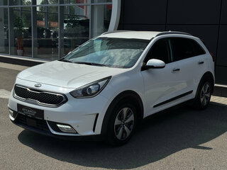 2017 Kia Niro I, белый, 2127000 рублей, вид 2