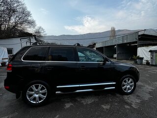 2006 Volkswagen Touareg I, чёрный, 980000 рублей, вид 4