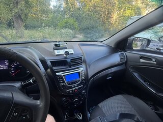 2015 Hyundai Solaris I Рестайлинг, чёрный, 450000 рублей, вид 5